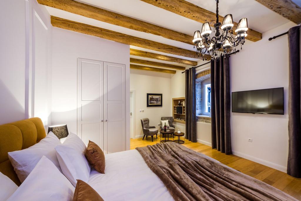 Emporio Boutique Suite Zadar Bagian luar foto